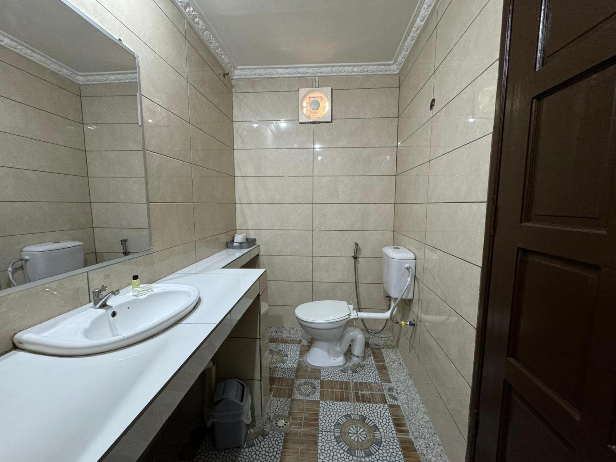 Myoldhouse Apartment Лахад Дату Екстериор снимка